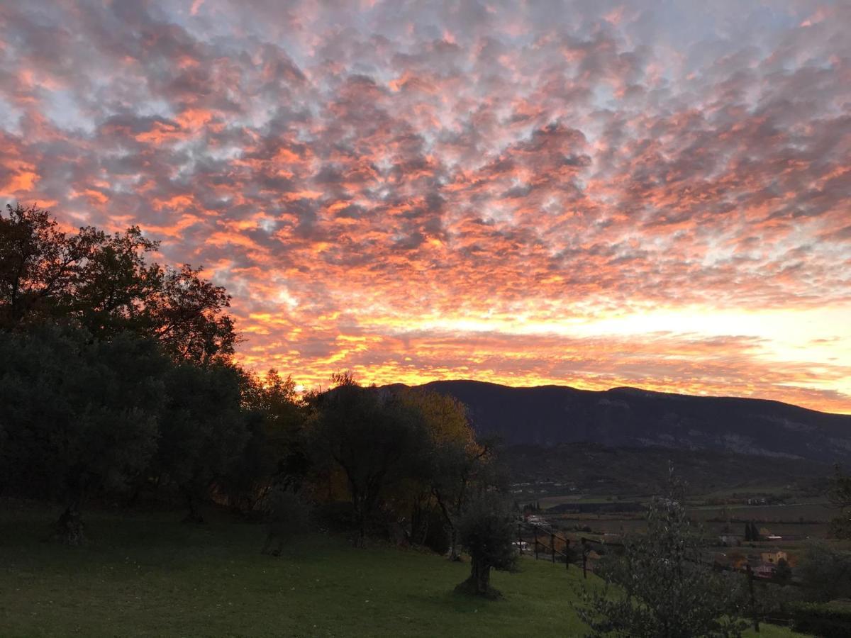 Agriturismo Maison 1933 Caprino Veronese Bagian luar foto